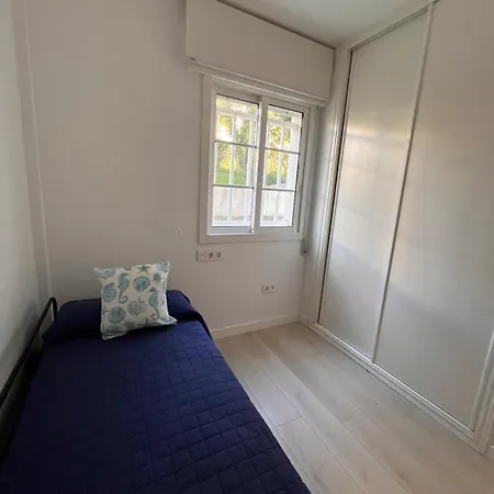 Apartment New On Playa Silgar, 2 Bedrooms, 2 Bathrooms, Garage *