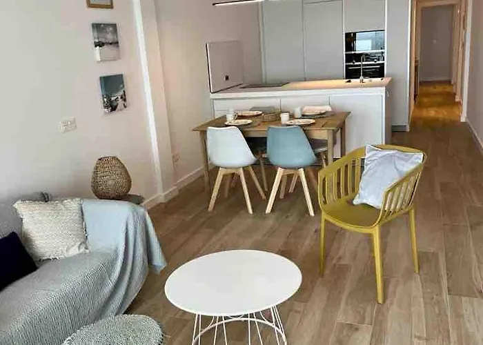 Apartmán New On Playa Silgar, 2 Bedrooms, 2 Bathrooms, Garage *