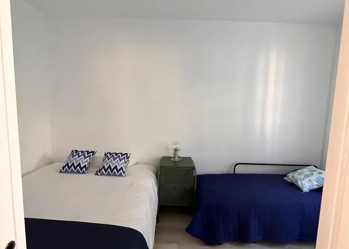 New On Playa Silgar, 2 Bedrooms, 2 Bathrooms, Garage Apartmán *