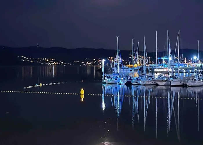 Apartmán New On Playa Silgar, 2 Bedrooms, 2 Bathrooms, Garage